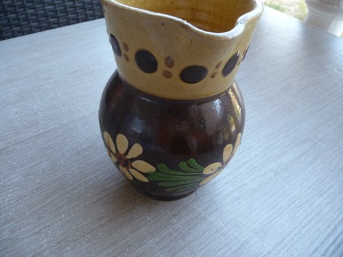 Ancien pichet poterie - la,
