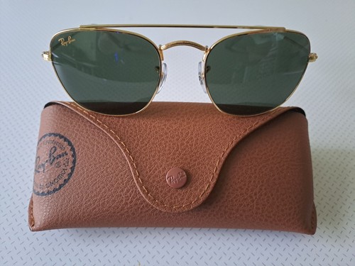 Authentique paire lunettes - paire,