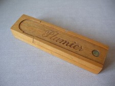 Ancienne boîte à crayons