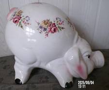 grosse TIRELIRE cochon  vintage en céramique  fleurie boucherie commerce déco