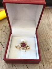 Bague or 18 carats rubis et diamants