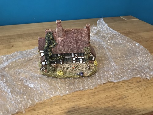 Lilliput lane crown inn - -,