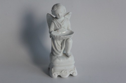 Bénitier porcelaine biscuit