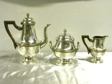 🇫🇷 SERVICE A CAFÉ 3 PIÈCES VERSEUSE CAFETIÈRE SUCRIER POT A LAIT MÉTAL ARGENTE
