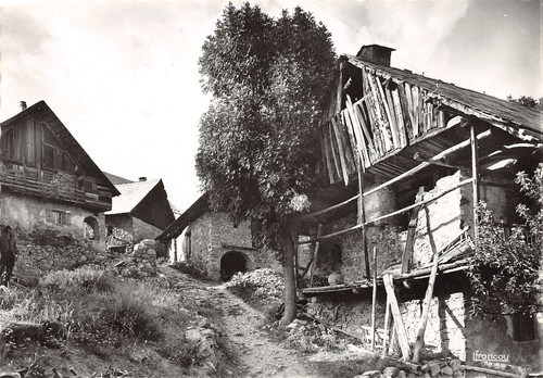 Vieilles maisons de - 05-vieilles,