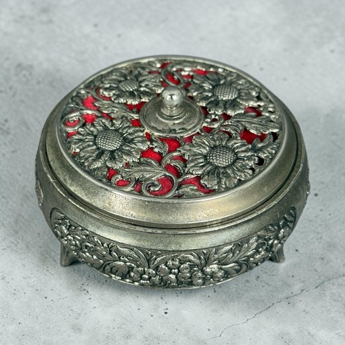 Ancienne boîte bijoux - à,