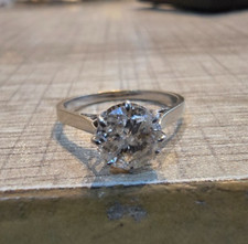 BAGUE OR  BLANC  18K AVEC  SOLITAIRE   1CT