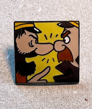 TINTIN / HERGÉ  PIN'S CARRE