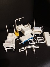 playmobil hôpital 1981 set de lit pièces diverses pour completer