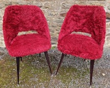 2 Chaises moumoute en bois