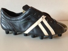 RARE ANCIENNE " CHAUSSURE DROITE " FOOTBALL CUIR - RESISTEX KOPA 66 RAYMOND