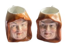 2 Tasses miniatures en forme