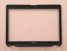 Plasturgie contour d'écran pièce pc portable Toshiba satellite L300 PSLB8E