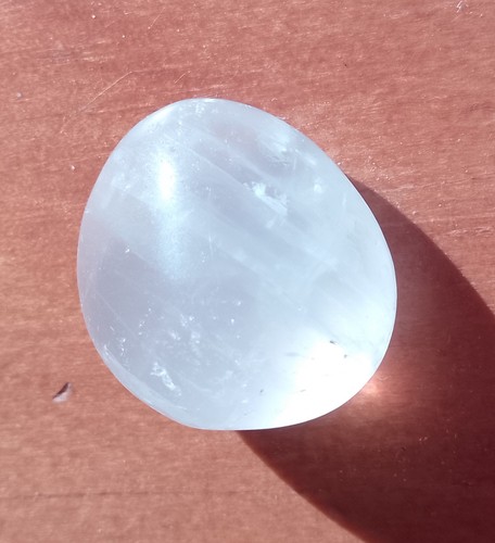 5.70gr 20x18x12mm quartz