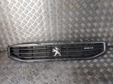 Grille calandre avant -