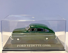 VOITURE FORD VEDETTE 1950 VERTE 1/43 IXO ALTAYA NOS CHERES VOITURES D'ANTAN