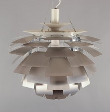 Poul Henningsen pour Louis Poulsen. Pendentif "Kogle" (PH Artichoke). Fin...