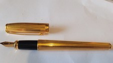 Stylo, plume or 14 K  DUPONT neuf (valeur plus de 1300 euros)