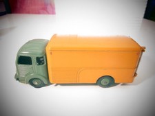 DINKY TOYS SIMCA CARGO   -
