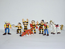 Lot de 8 figurines PVC Lucky