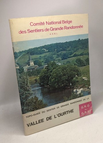 Tourisme pédestre - ,