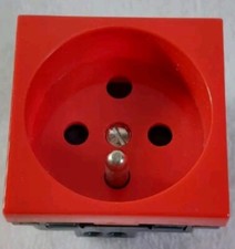 Prise LEGRAND MOSAIC 077114 - 2P+T à Détrompage Rouge