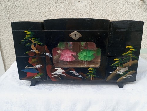 Ancienne boite musique - boite,