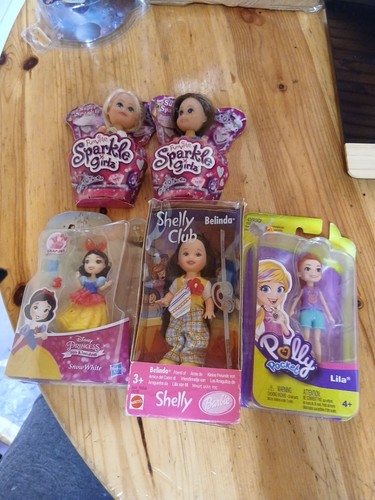 Lot poupée miniature - ,