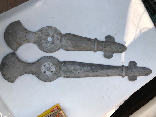 Très rare ancienne paire - et,