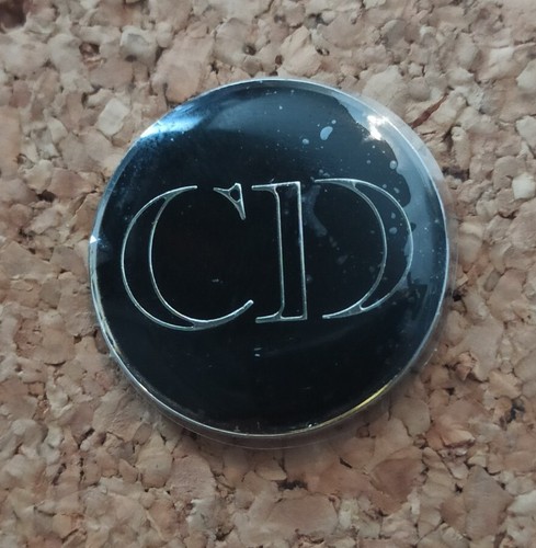 Pin christian dior - pin's,