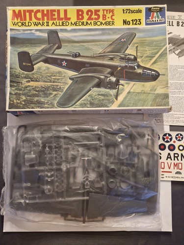 Mitchell type c italeri - b-25,