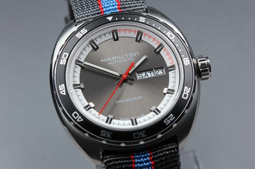 Box hamilton american - ],