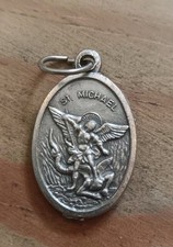 Médaille Religieuse Ancienne