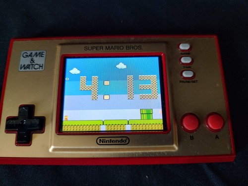 Usé nintendo jeu et montre - usé,