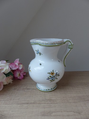 Pichet cruche carafe - cruche,