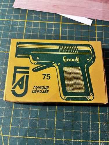 Jouet ancien pistolet - jouet,