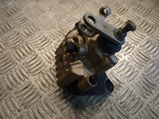 etrier arriere gauche avec