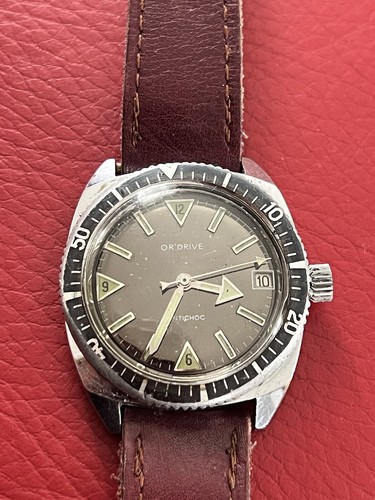 Acienne montre plongée - montre,