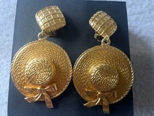 CHANEL boucles d'oreilles en
