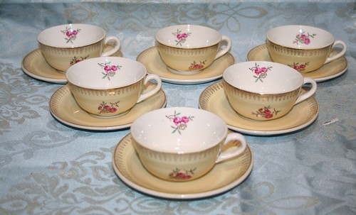 Lot tasses sous - lot, 6