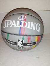 BALLON BASKET BALL SPALDING ADAM SILVER MARBLE SERIES GRIS  TAILLE 7  BE
