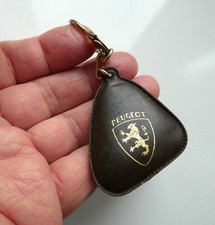 Ancien porte clé Peugeot Lion Automobile Garage Huile Station Années 60.