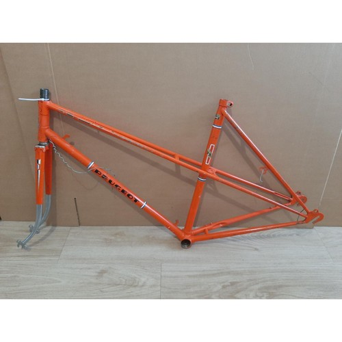 Cadre velo peugeot randonneuse - velo,