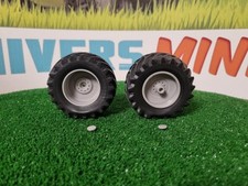 UM667_AR - 2 jantes arrière +
