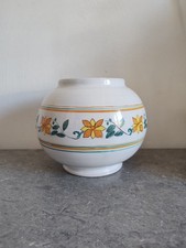 Vase En Céramique Vintage  Italien Venant De Calitri. Peint A La Main