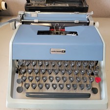 Vintage MCM Underwood 21