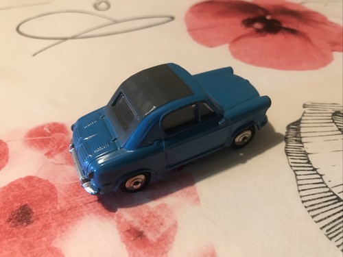 Dinky toys vespa 2cv - 1/43,