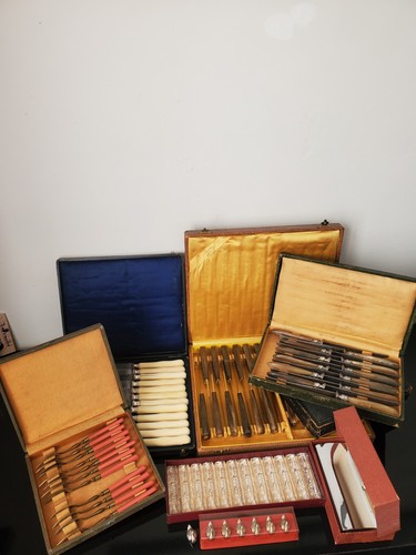 Lot coffret couteaux - couteaux, porte