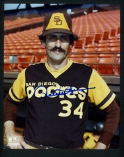 Rollie Fingers Signed Autographed 8 X 10 Photo San Diego Padres pose image