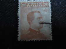 timbre Italie Victor Emmanuel III 20 cent- vers 1925- petite oblitération